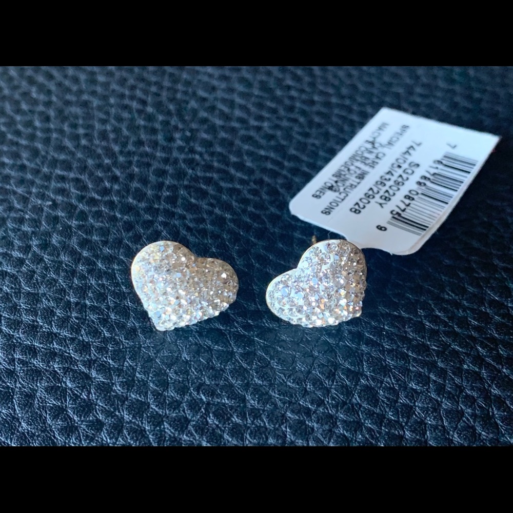 Earrings - Picture 8 of 9